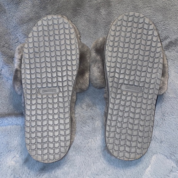 Smith’s Fuzzy Slides - Picture 3 of 5